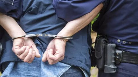 Todo Jujuy | detenido esposado.jpg