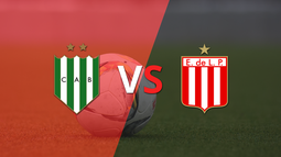 Estudiantes celebra con un sufrido 2-1 ante Banfield, gracias a un gol agónico