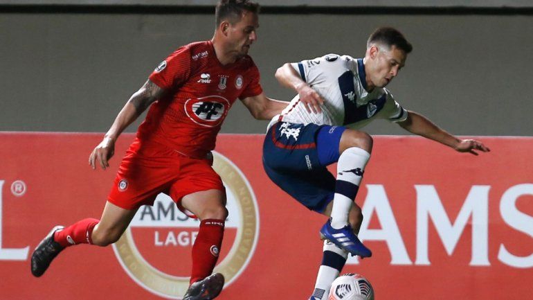 Vélez ganó y sumó su primer triunfo en la Copa Libertadores