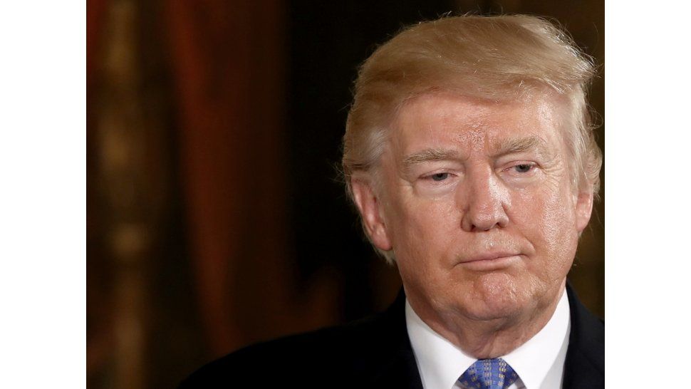 Un empleado deshonesto de Twitter cerró la cuenta de Donald Trump